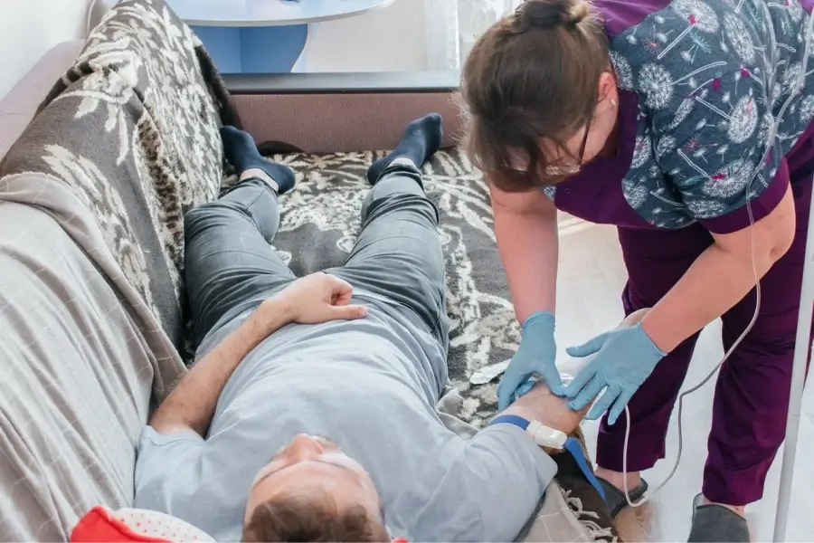 Срочный вывод из запоя в Бокситогорске: быстро, недорого